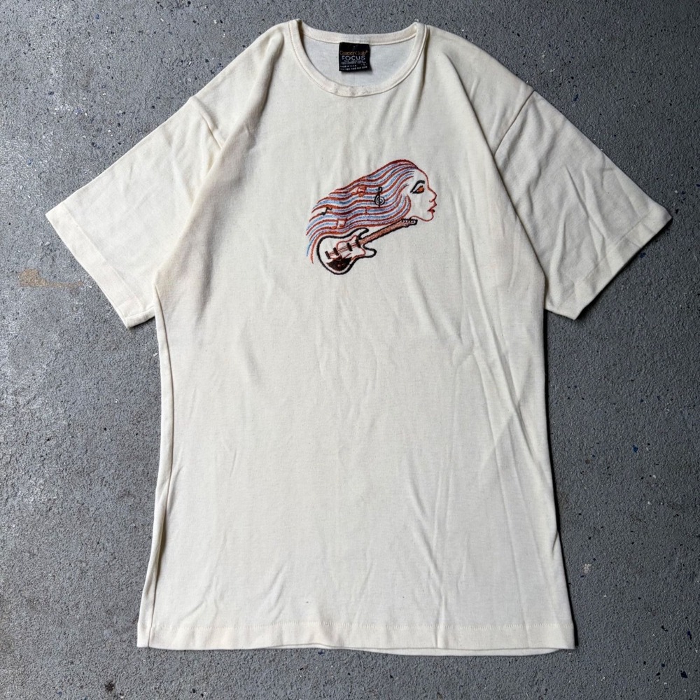 Vintage Career Club Focus Embroidered Guitar Woman T-Shirt Cream Single Stitch L - Picture 2 of 4